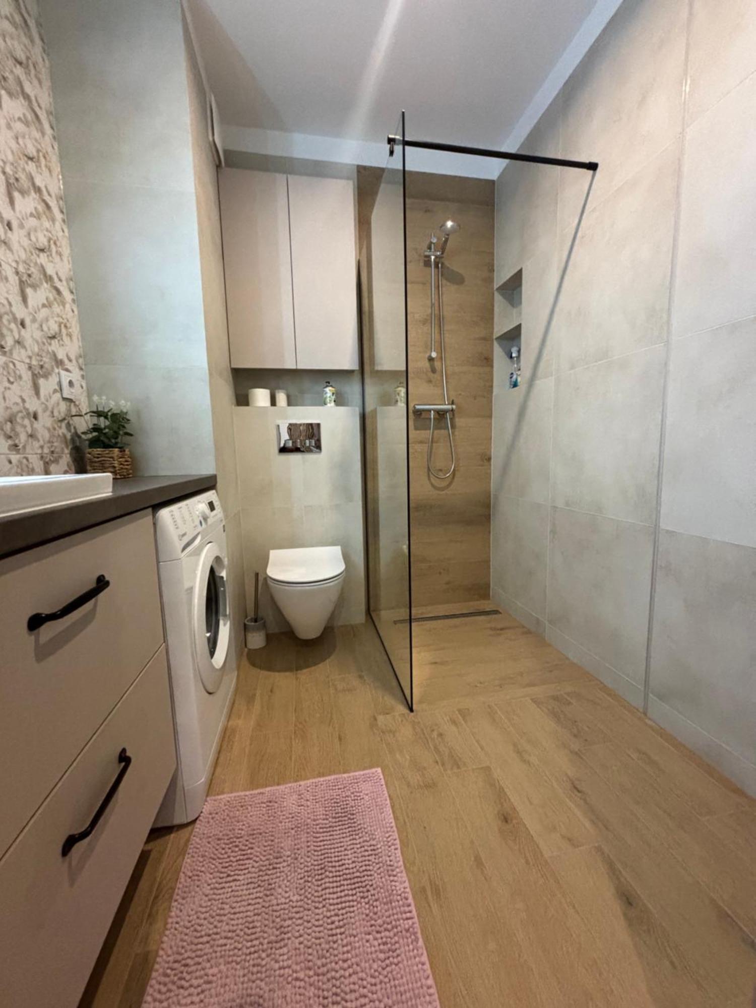 Apartamenty W Centrum Bialegostoku Z Parkingiem W Garazu Podziemnym Білосток Екстер'єр фото