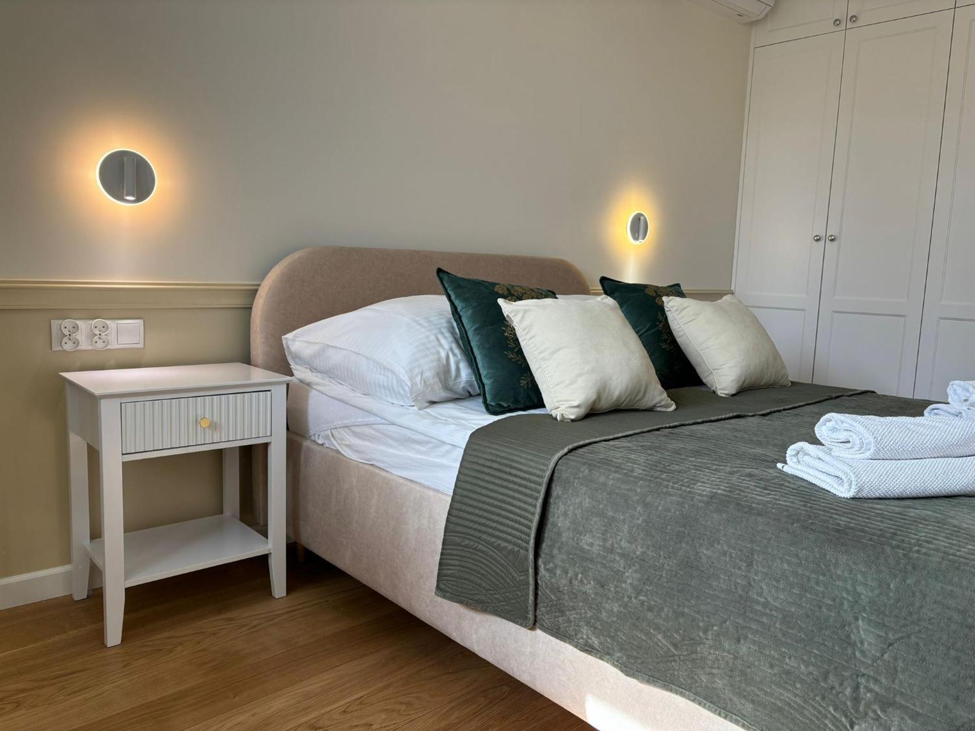 Apartamenty W Centrum Bialegostoku Z Parkingiem W Garazu Podziemnym Білосток Екстер'єр фото